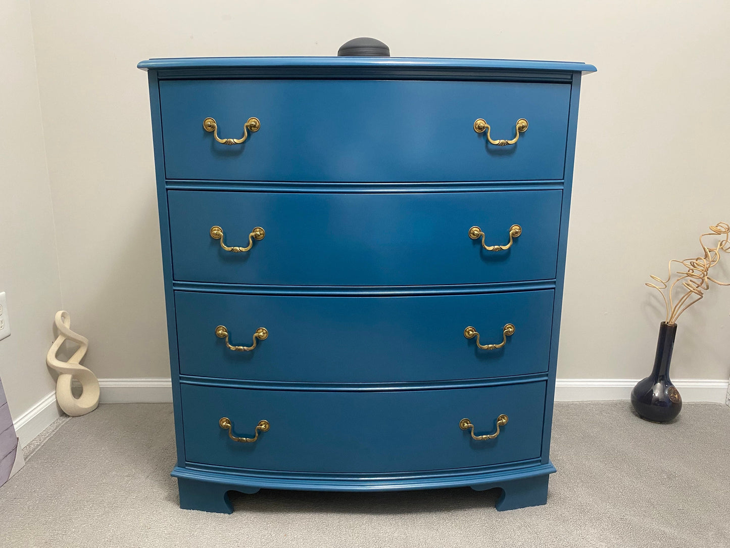 Vintage Green Dresser: Timeless Elegance and Charm 2