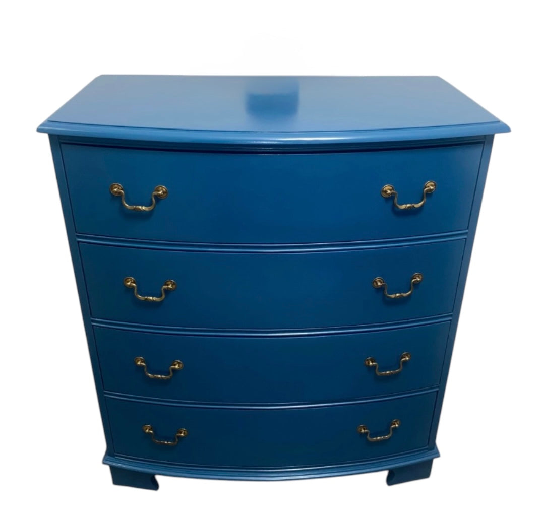 Vintage Green Dresser: Timeless Elegance and Charm