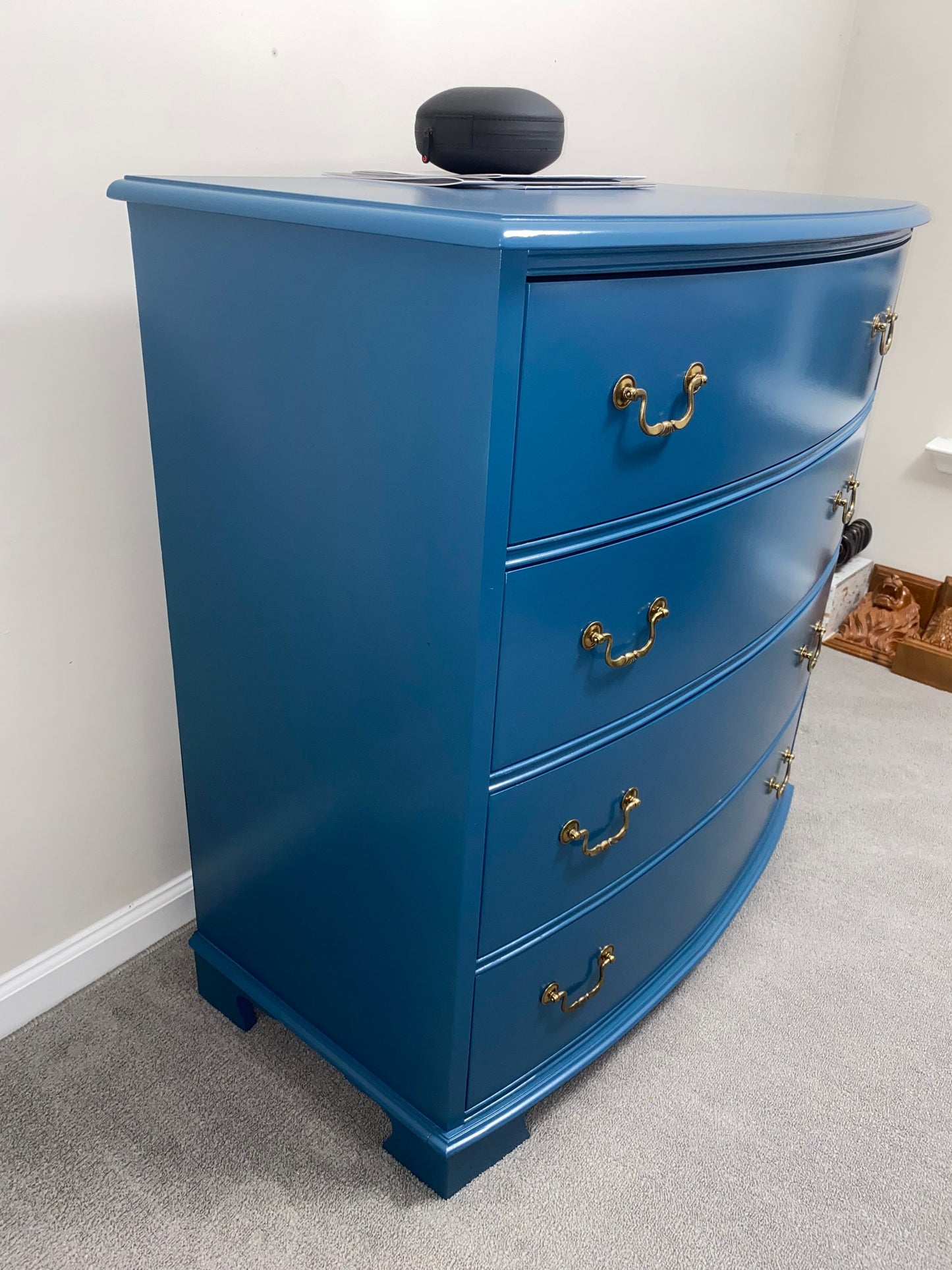 Vintage Green Dresser: Timeless Elegance and Charm 3