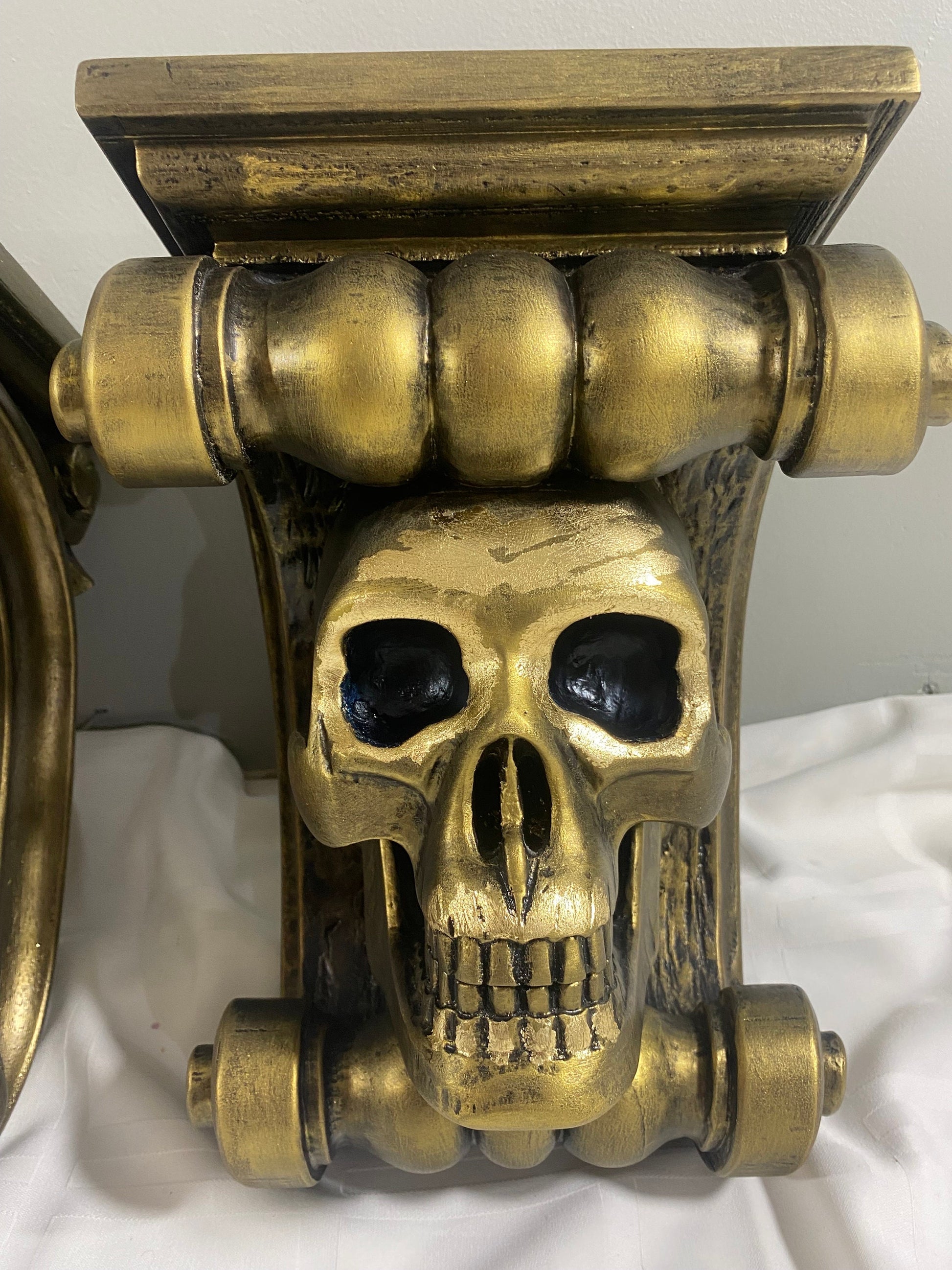 Wooden Sculpture Skull 3