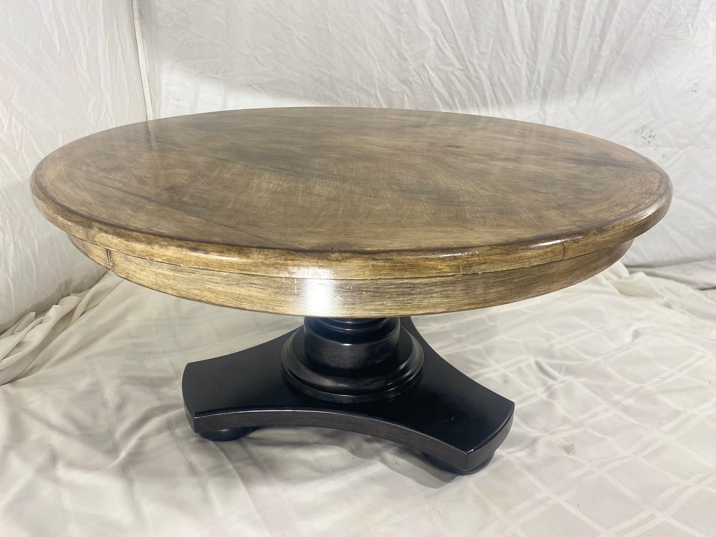 Wooden Round Pedestal Table 7