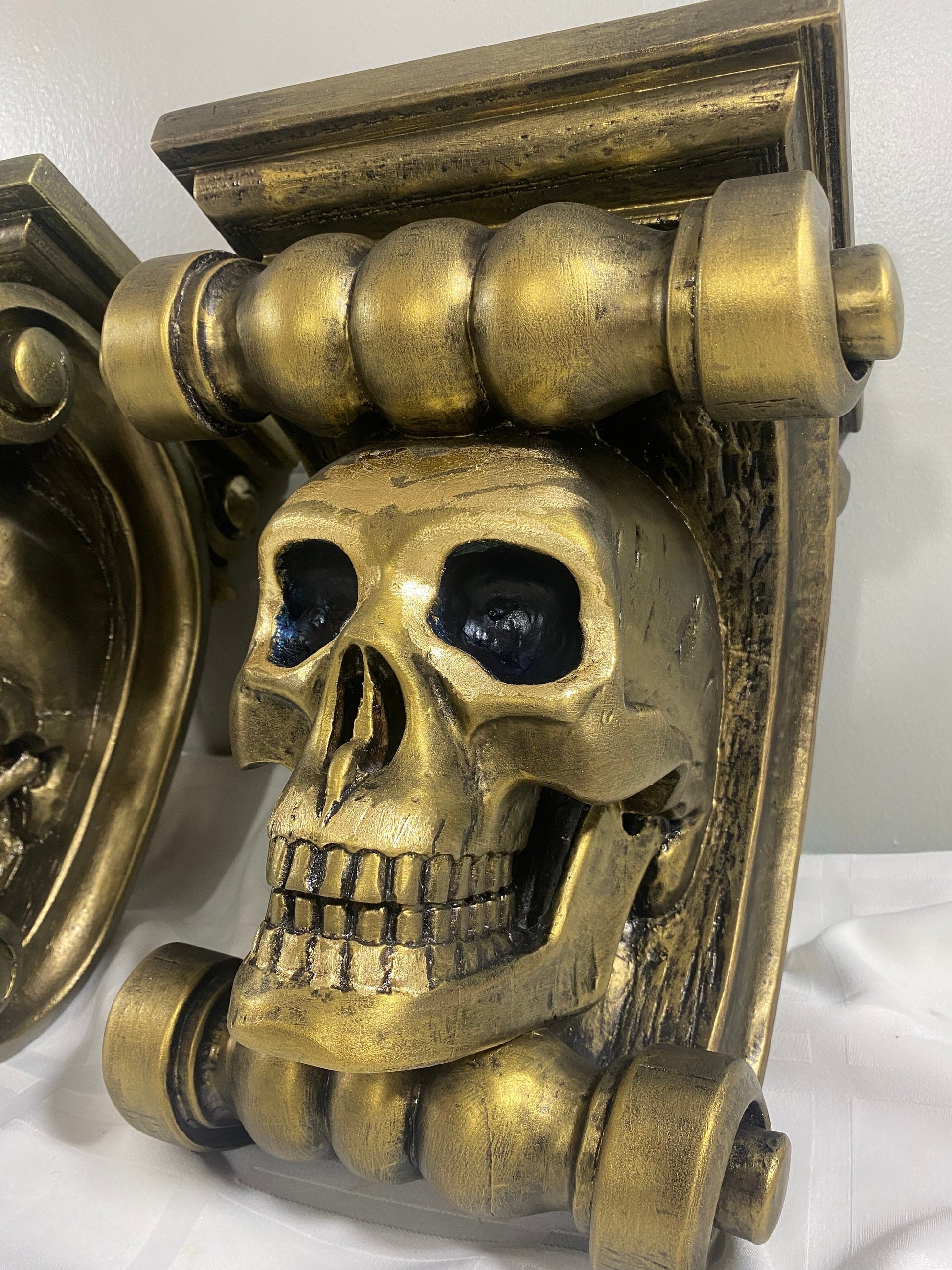 Wooden Sculpture Skull 9