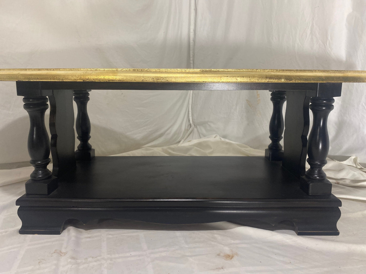 Luxurious Gold Leaf Coffee Table - Vintage Furniture 8