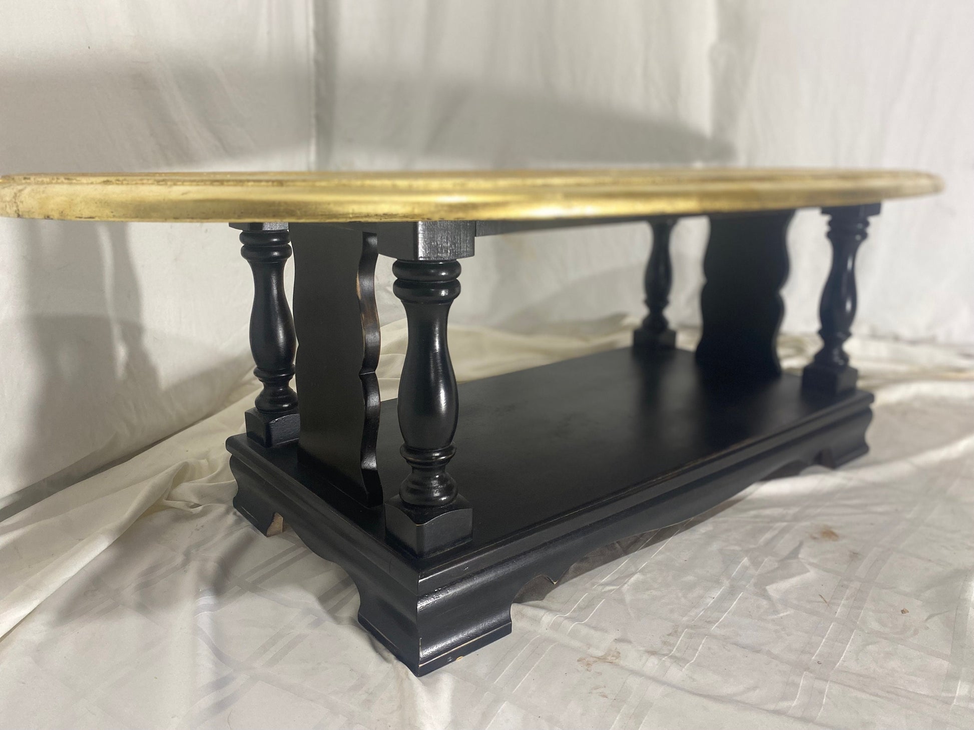 Luxurious Gold Leaf Coffee Table - Vintage Furniture 7