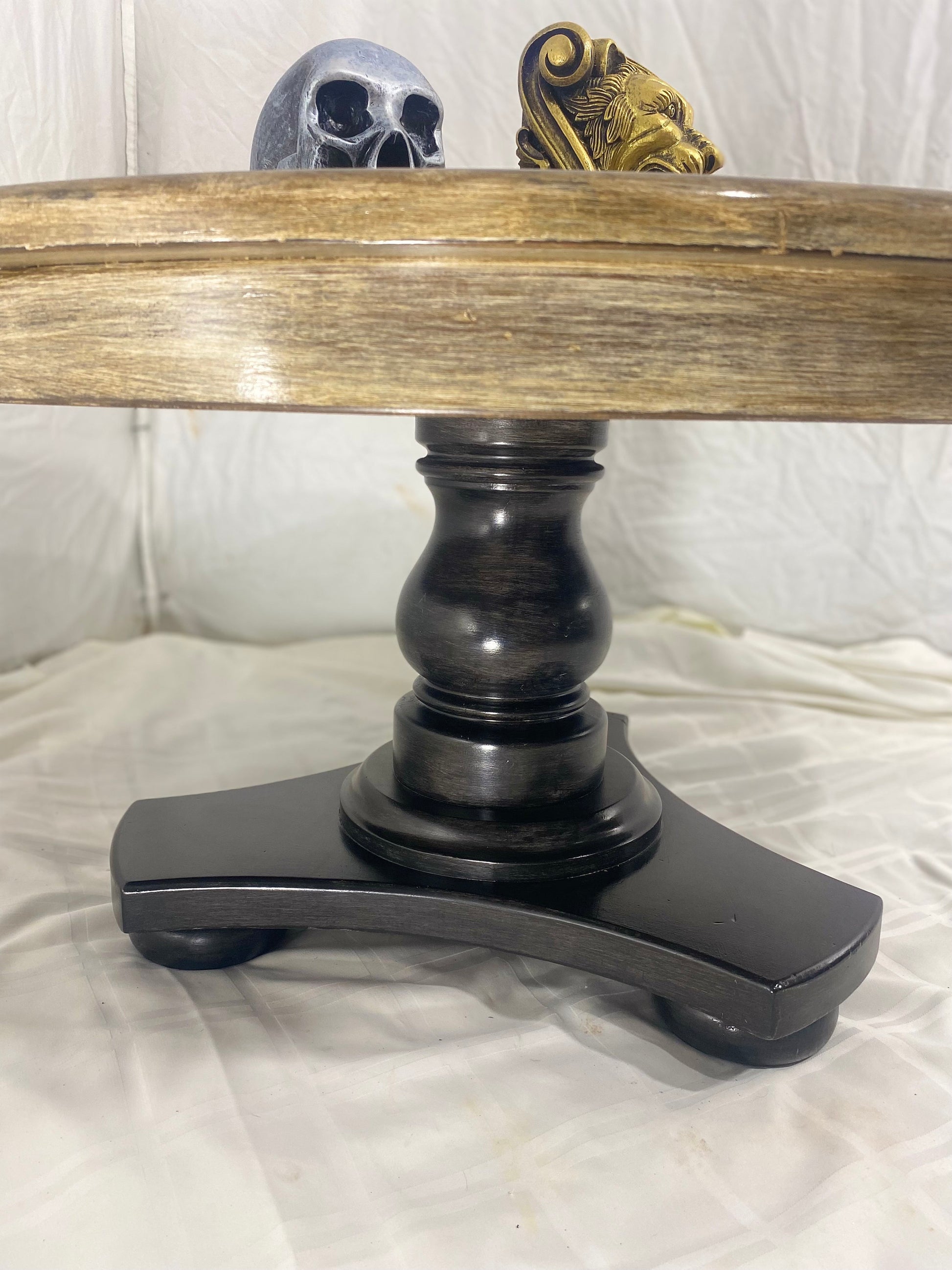 Wooden Round Pedestal Table 8